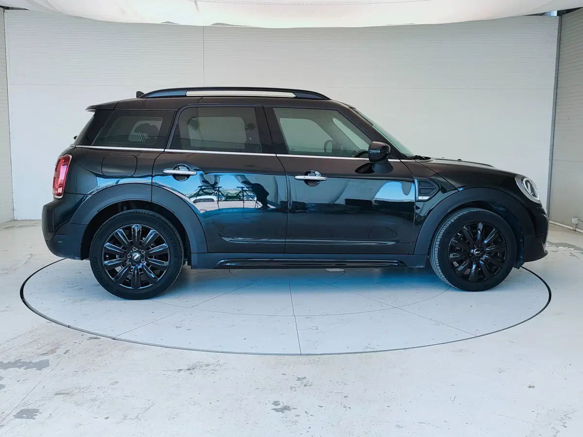 MINI Mini Countryman usata a Ascoli Piceno (4)