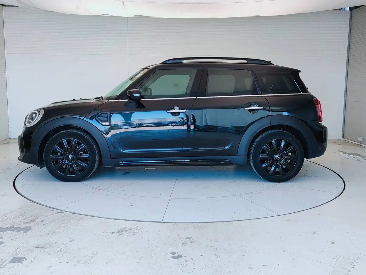 MINI Mini Countryman usata a Ascoli Piceno (8)