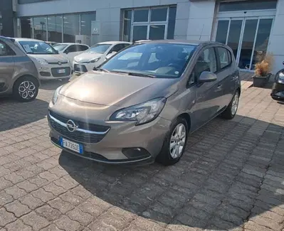 Opel Corsa 1.3 CDTI 5 porte n-Joy del 2015 usata a Rende