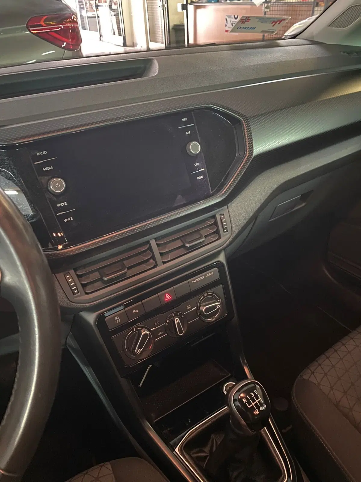 Volkswagen T-Cross usata a Cagliari (8)
