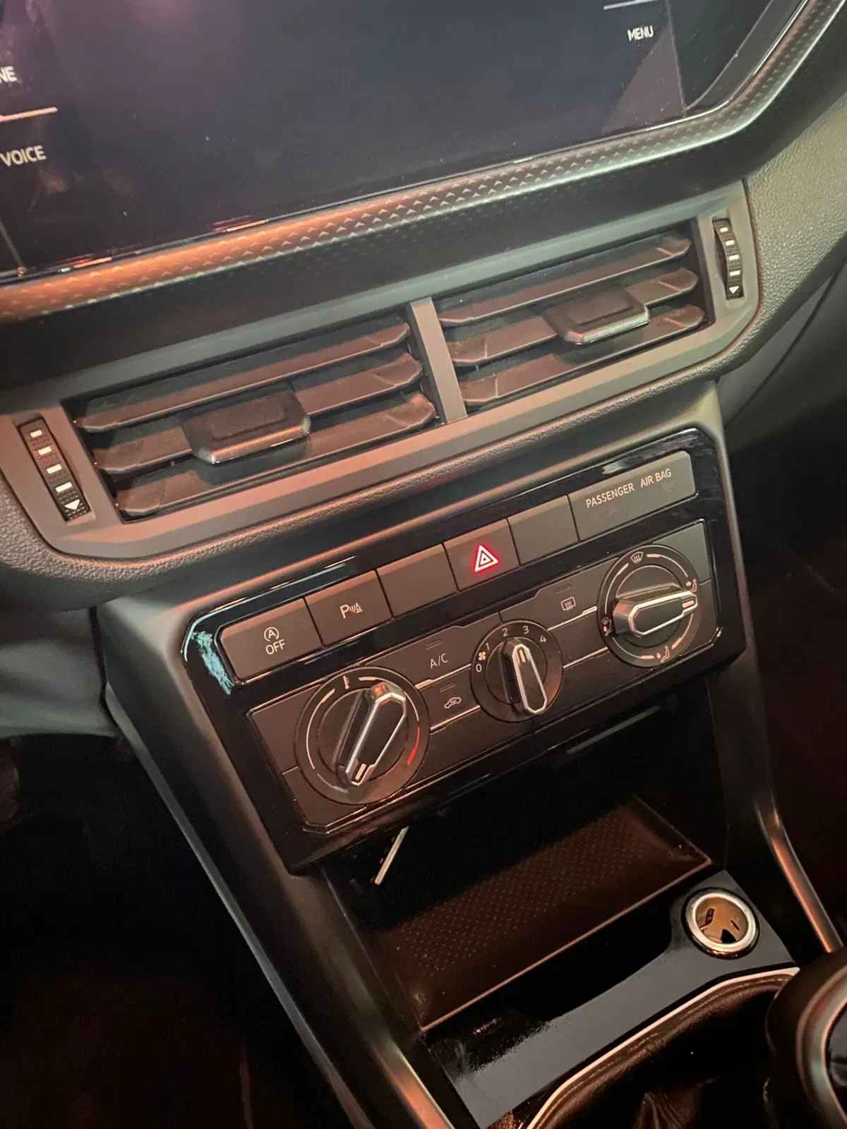 Volkswagen T-Cross usata a Cagliari (9)