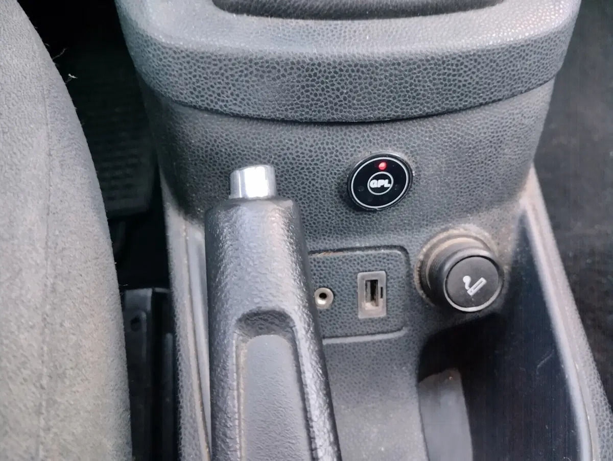 Ford Fiesta usata a Asti (15)