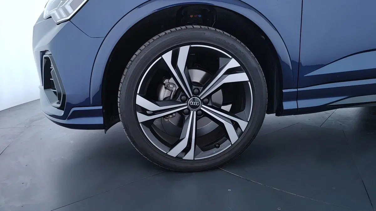 Audi Q3 Sportback usata a Perugia (9)