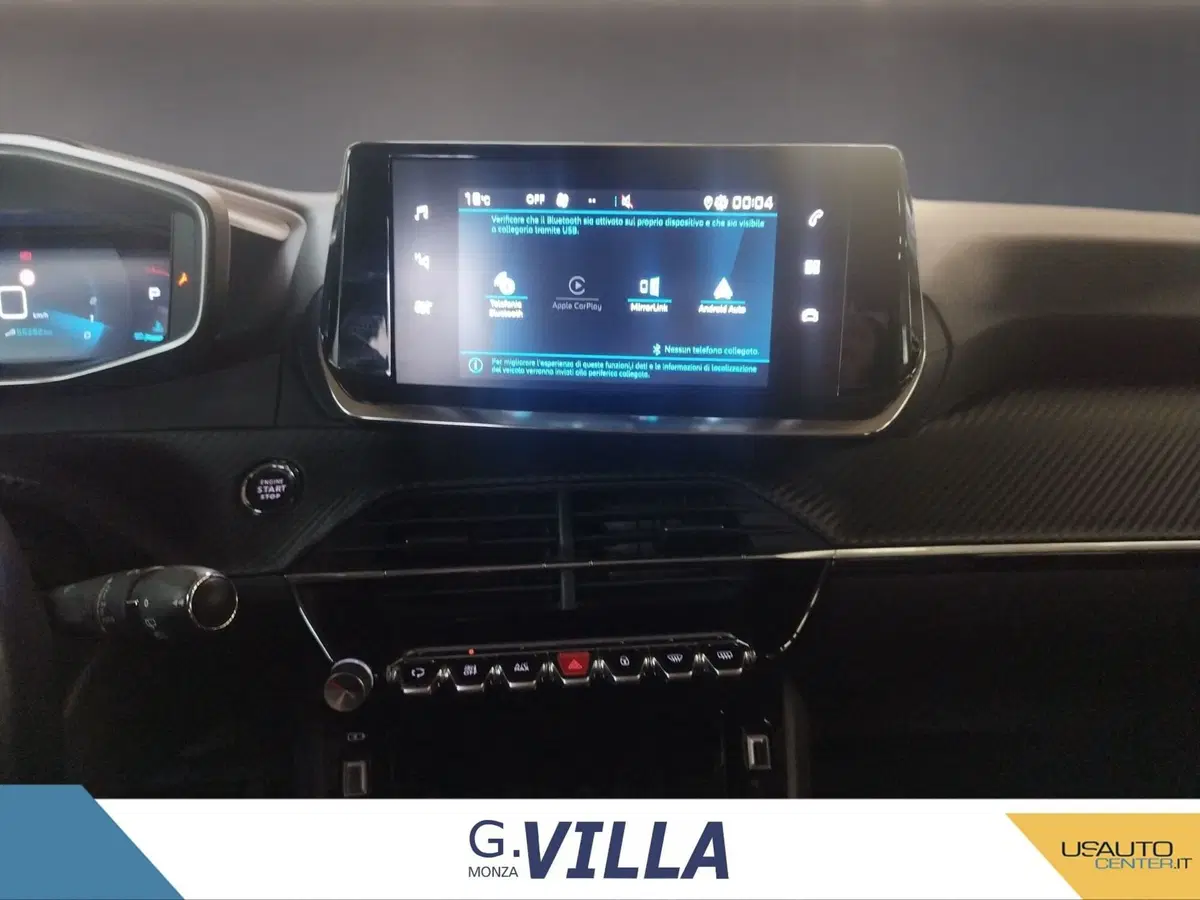 Peugeot 208 usata a Milano (11)