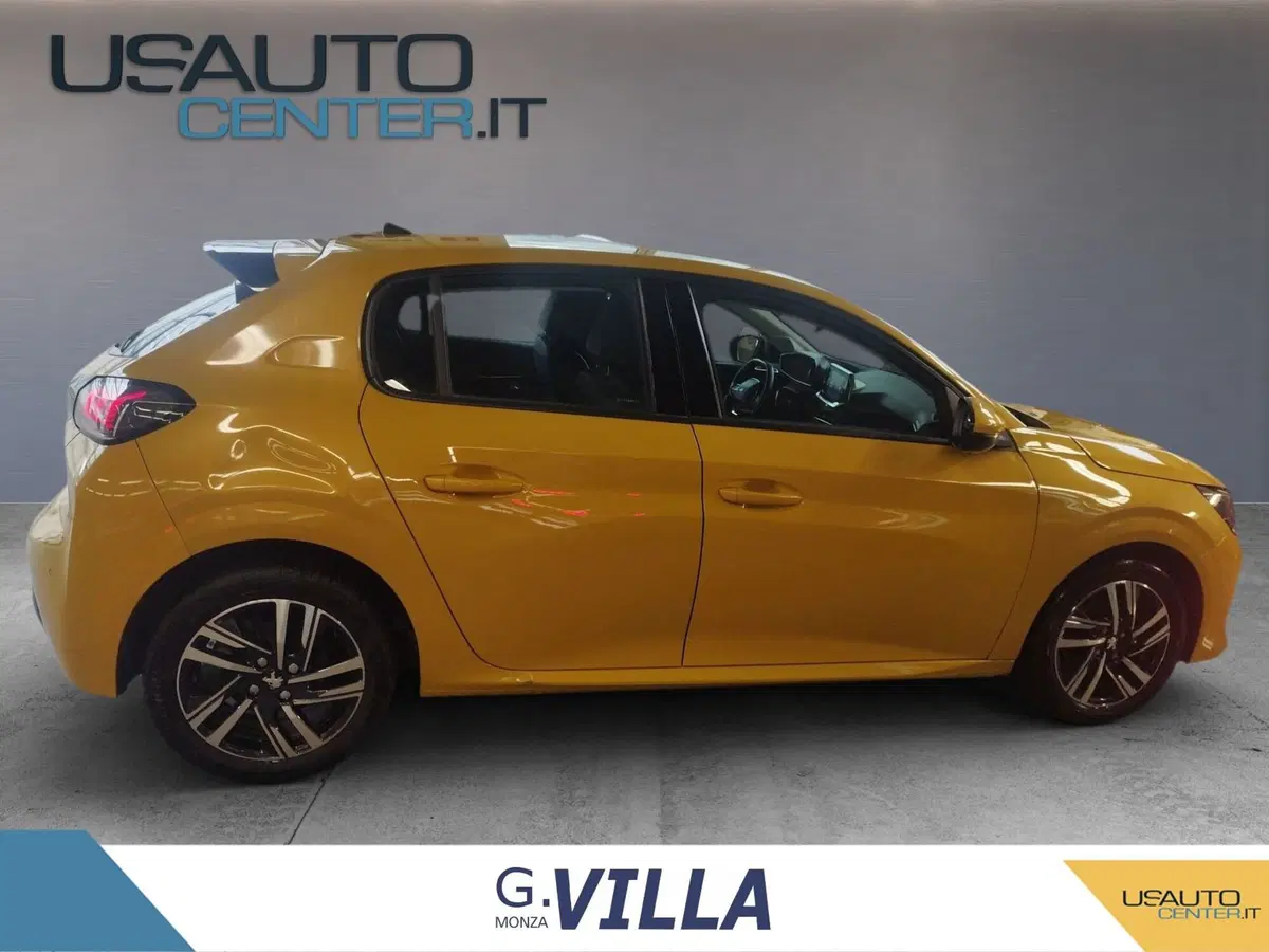 Peugeot 208 usata a Milano (3)