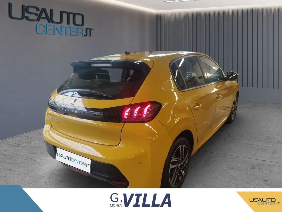 Peugeot 208 usata a Milano (4)