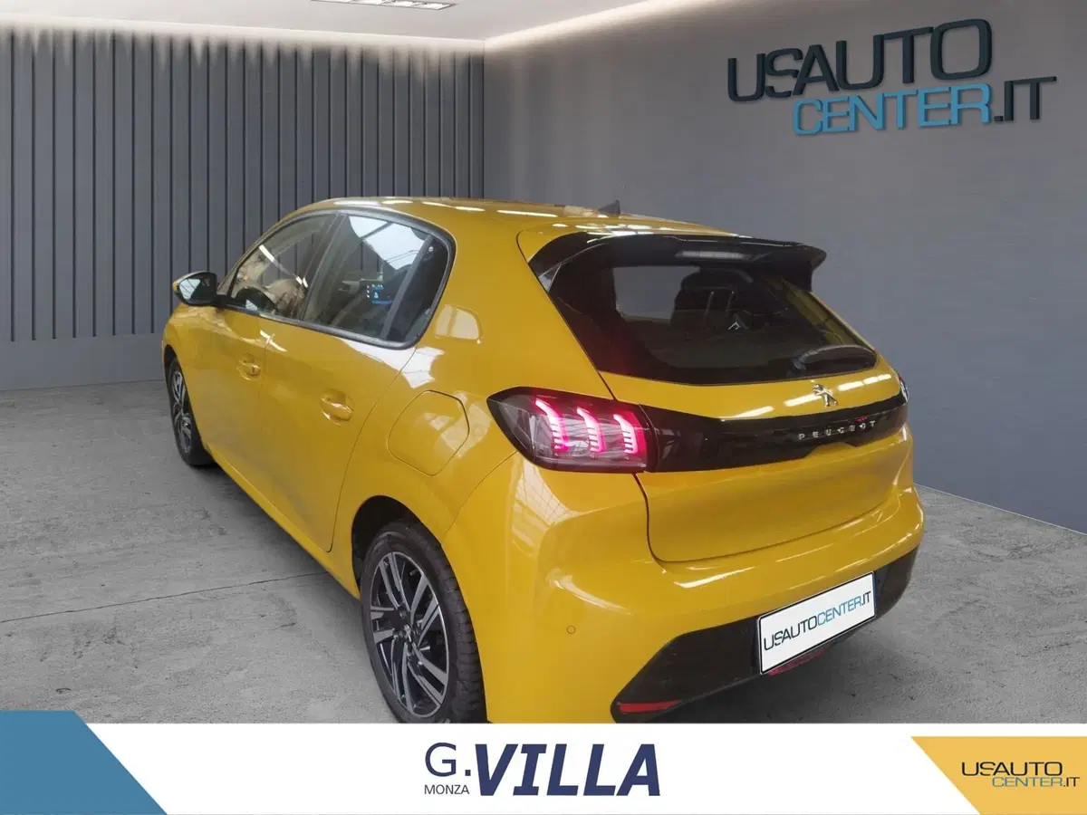 Peugeot 208 usata a Milano (5)