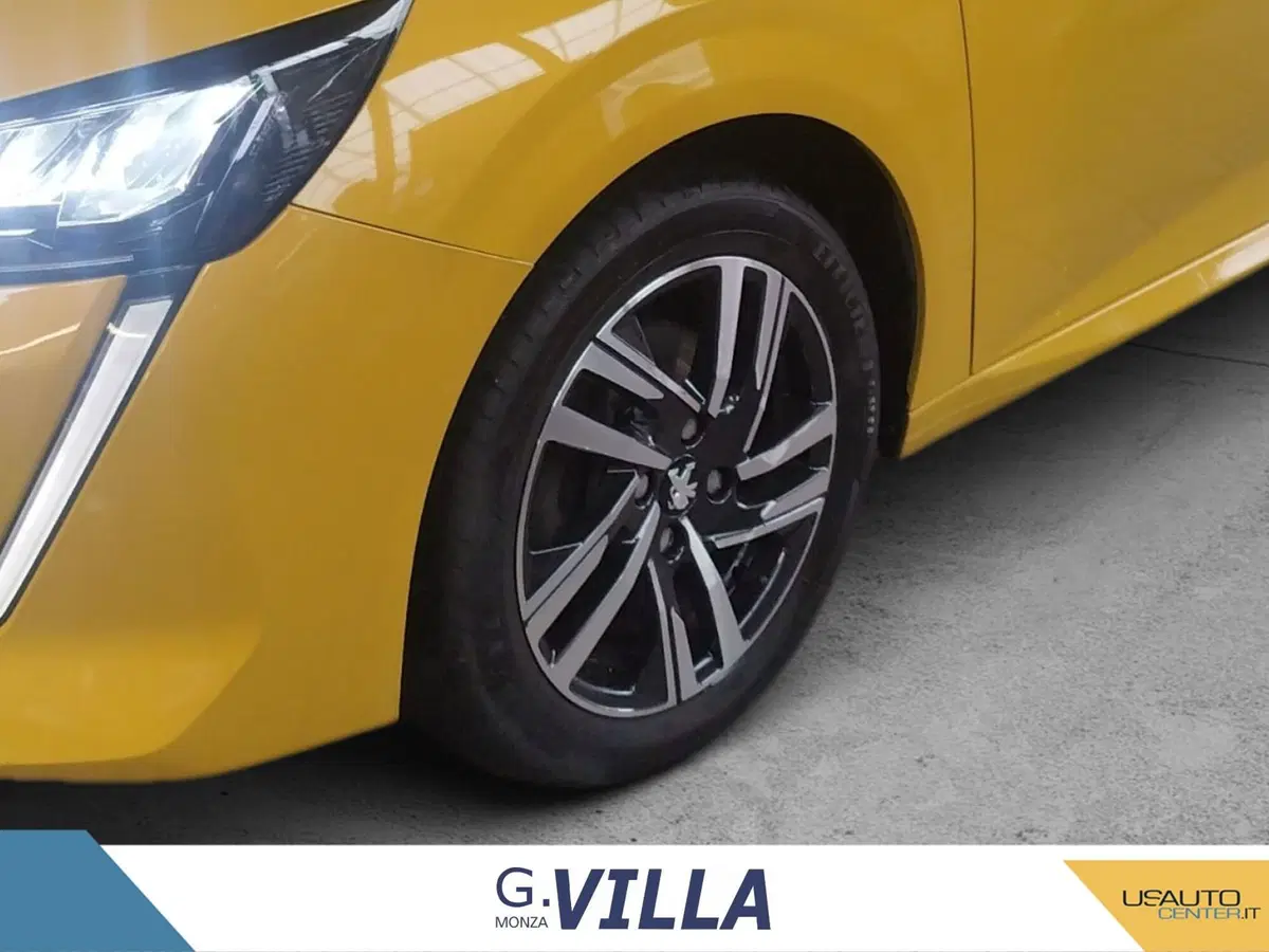 Peugeot 208 usata a Milano (7)