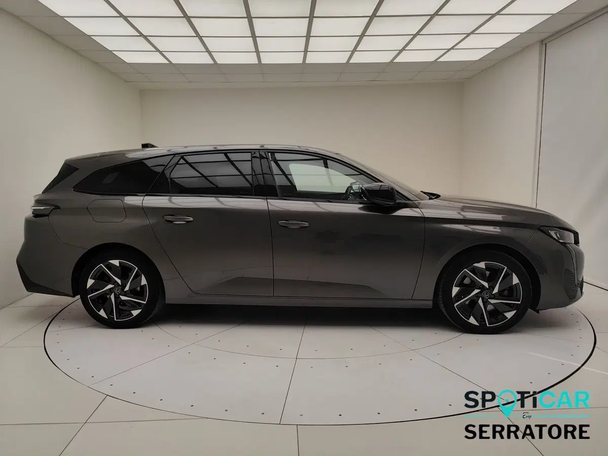 Peugeot 308 SW usata a Como (16)