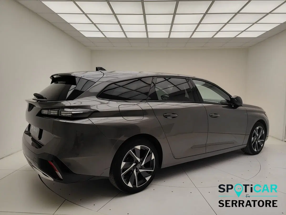 Peugeot 308 SW usata a Como (6)