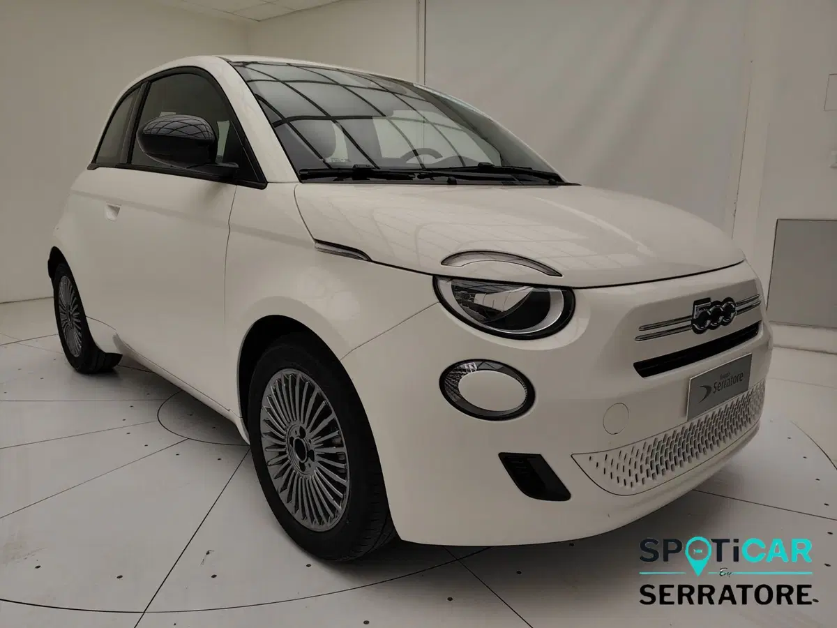 Fiat 500 nuova a Como (3)