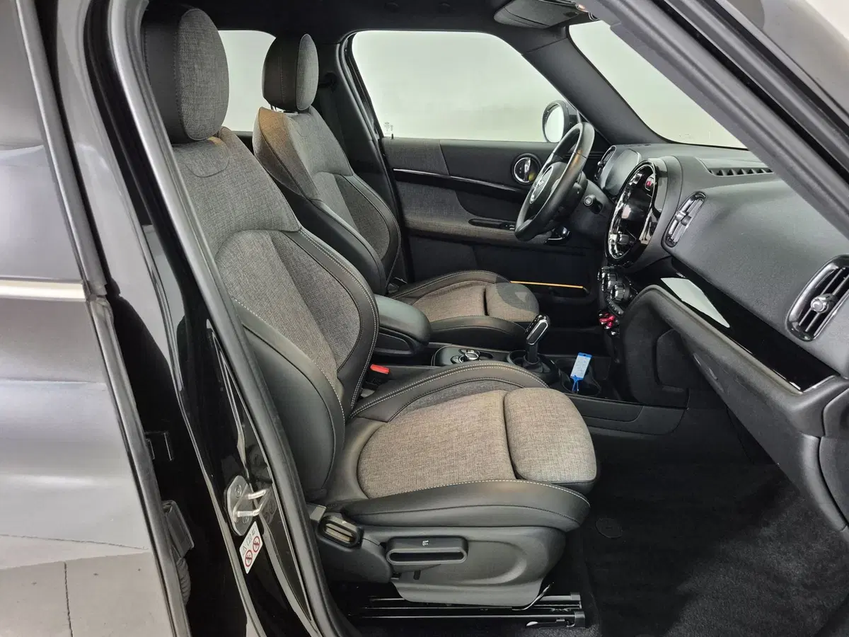 MINI Mini Countryman usata a Torino (11)