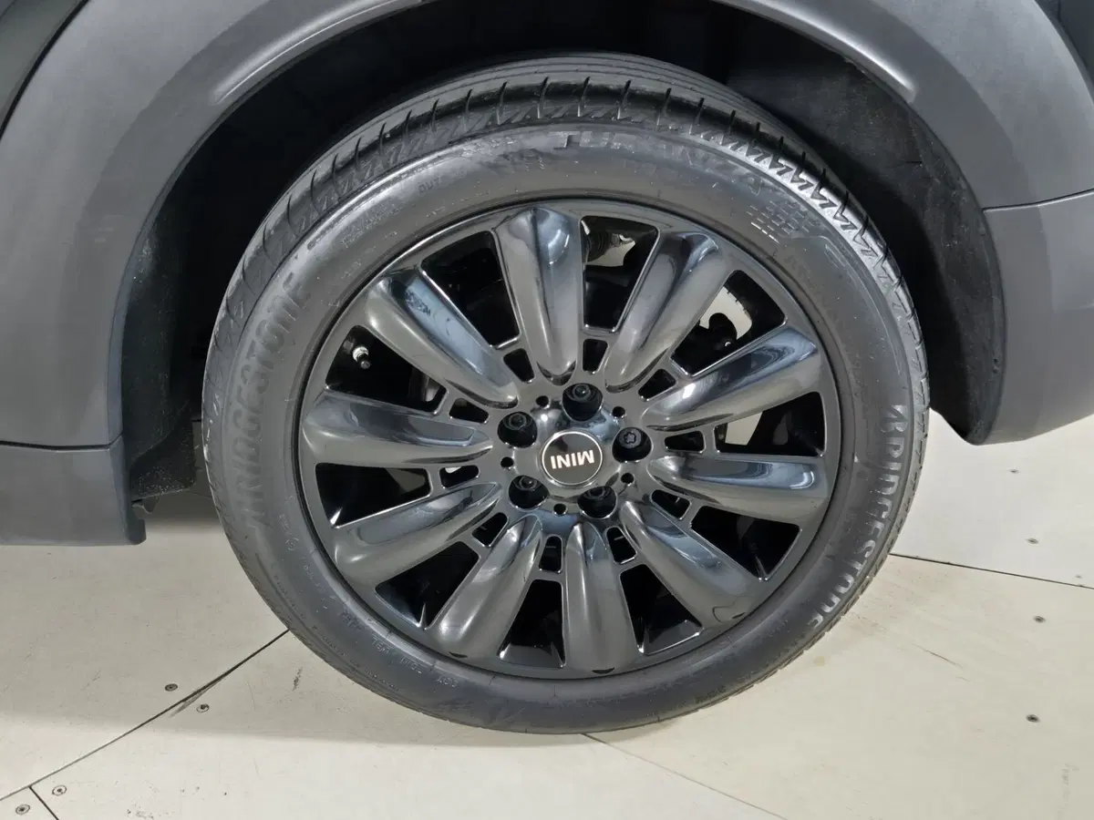 MINI Mini Countryman usata a Torino (15)
