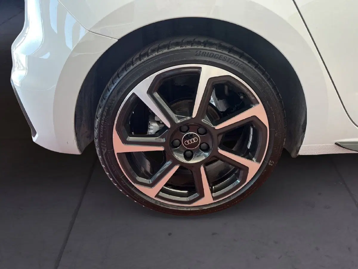 Audi A1 Sportback usata a Torino (7)