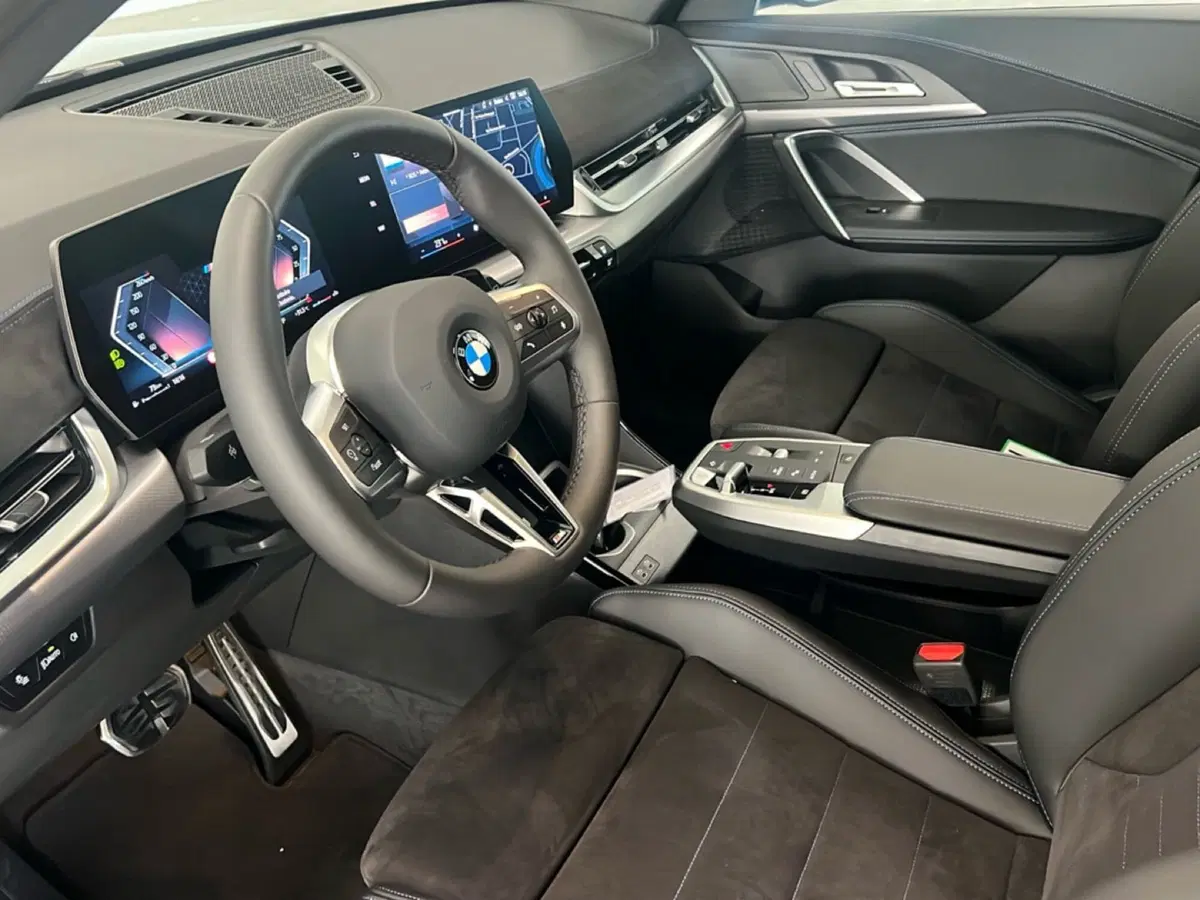 BMW X1 nuova a Genova (17)