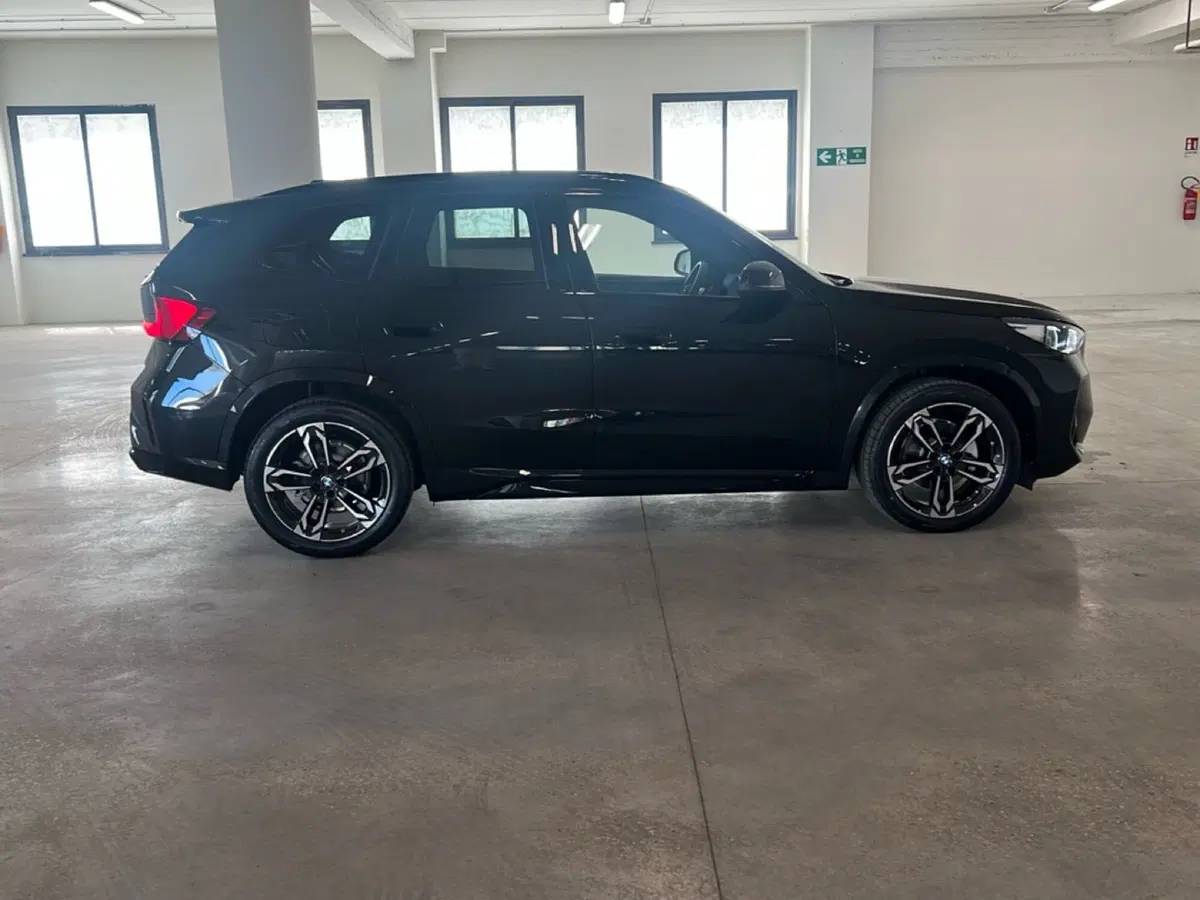 BMW X1 nuova a Genova (7)
