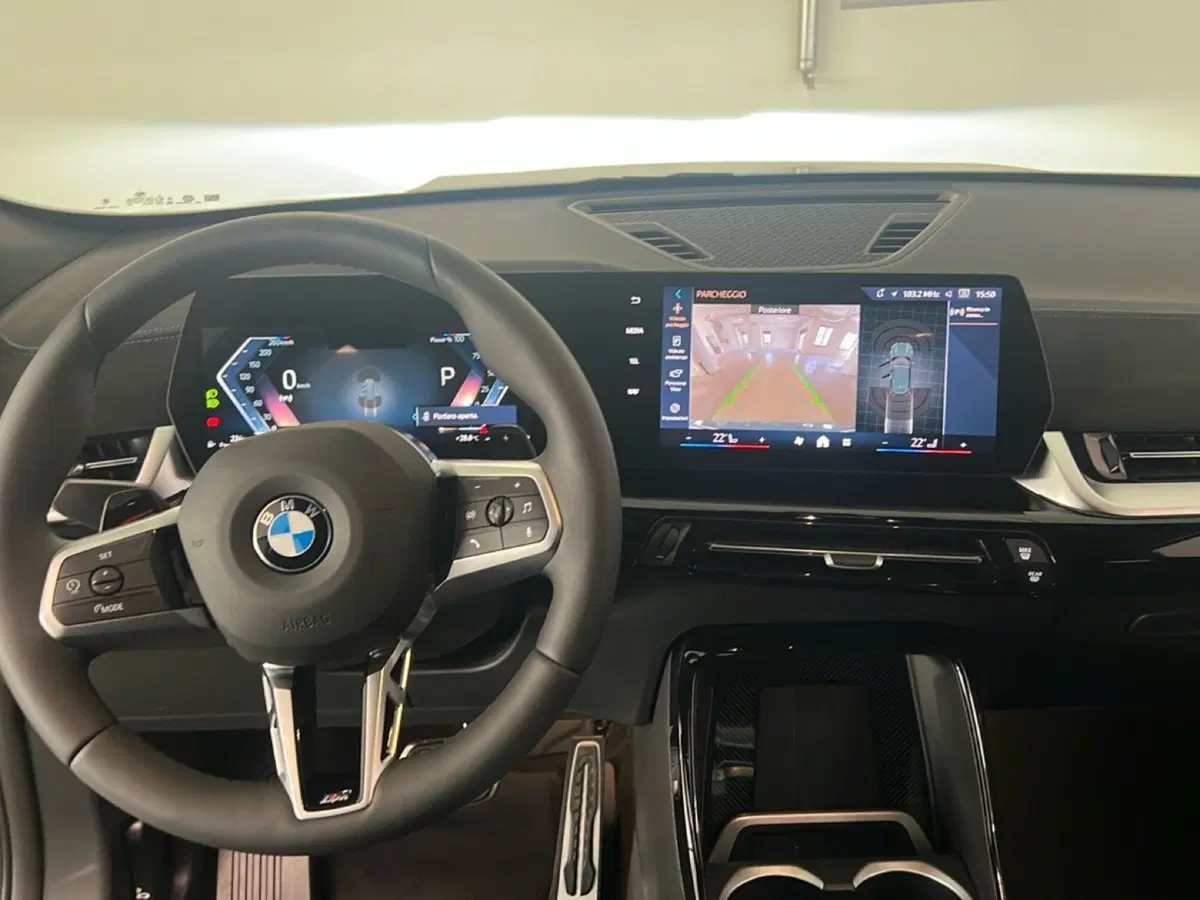 BMW X1 nuova a Genova (17)