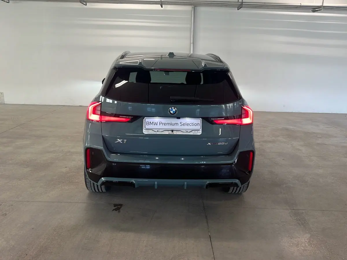 BMW X1 nuova a Genova (4)