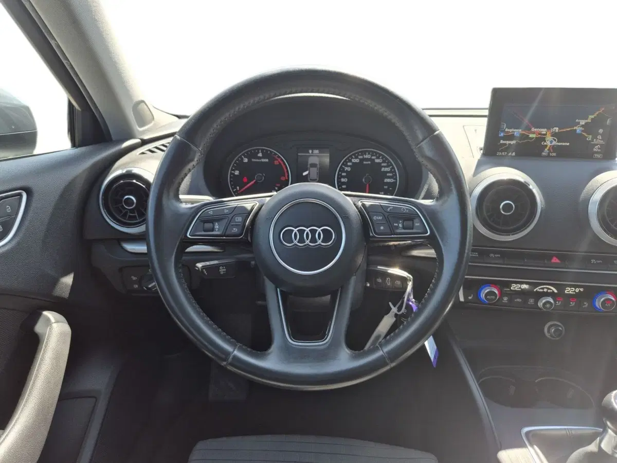 Audi A3 Sportback usata  (16)