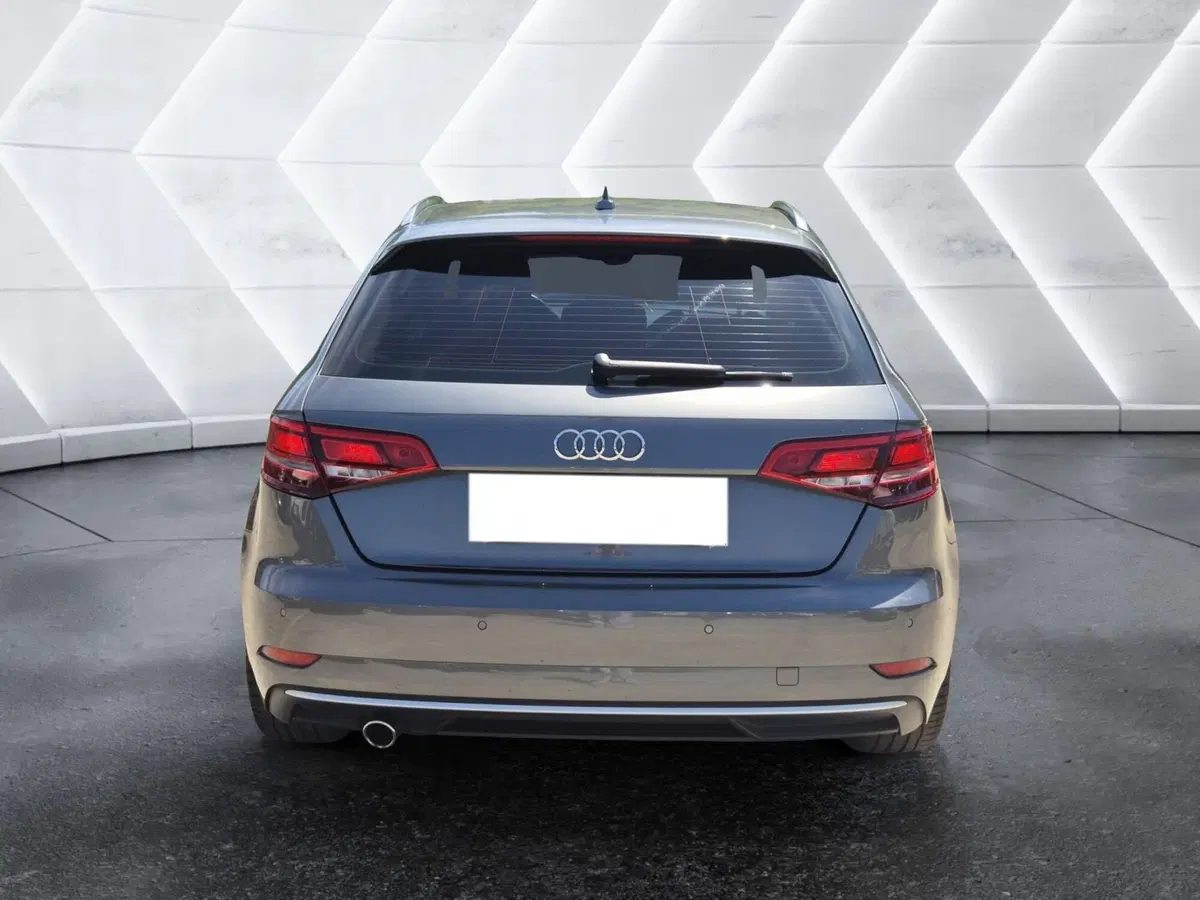 Audi A3 Sportback usata  (3)