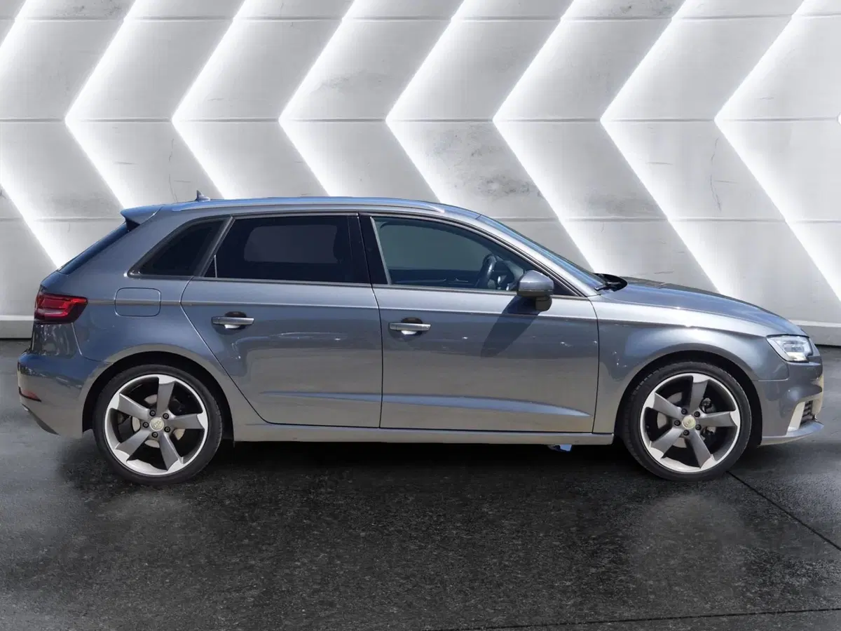 Audi A3 Sportback usata  (5)