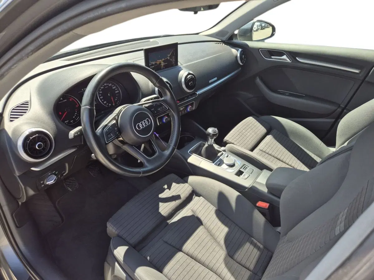 Audi A3 Sportback usata  (6)