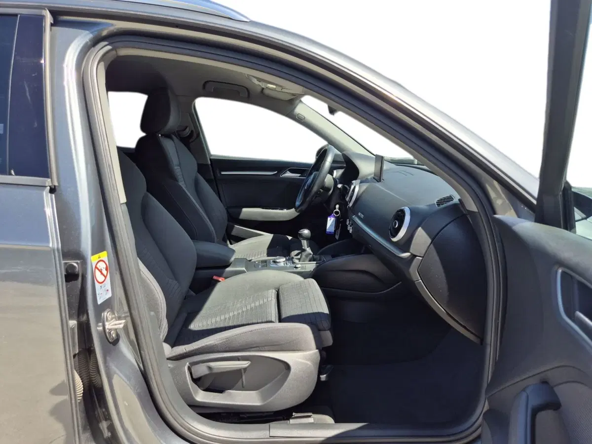 Audi A3 Sportback usata  (9)