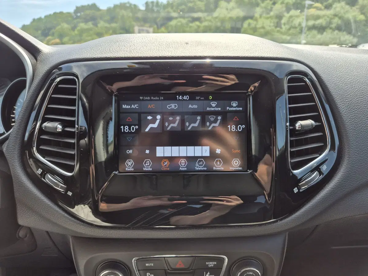Jeep Compass usata  (17)