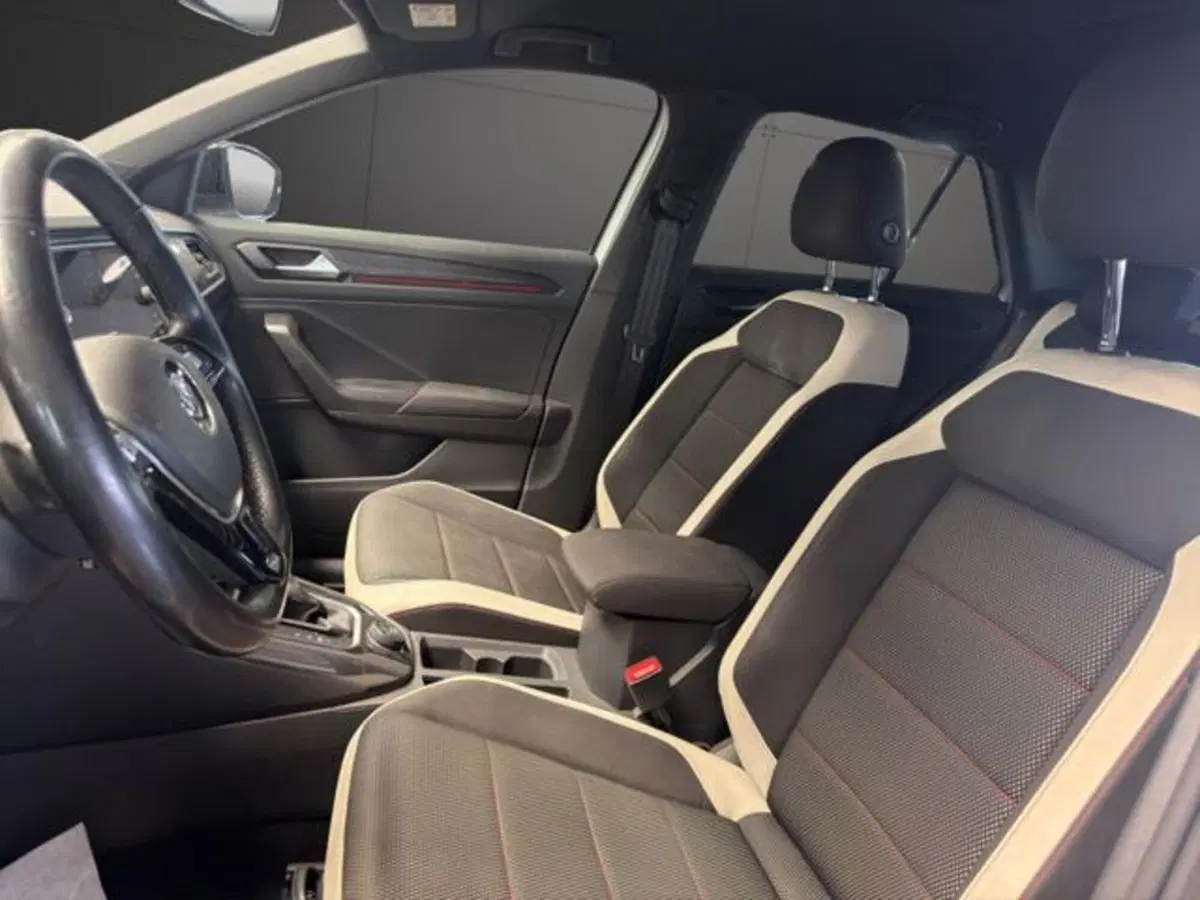 Volkswagen T-Roc usata a Milano (10)