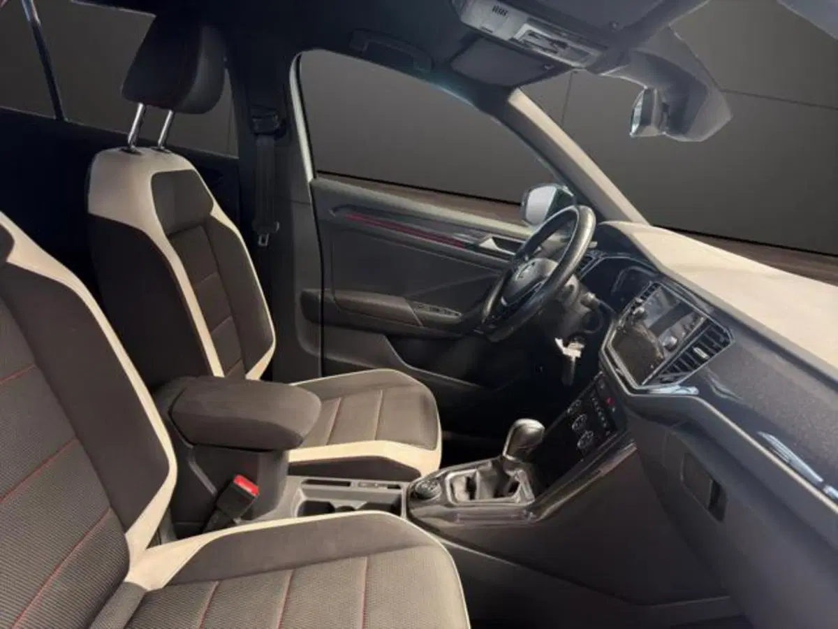 Volkswagen T-Roc usata a Milano (11)
