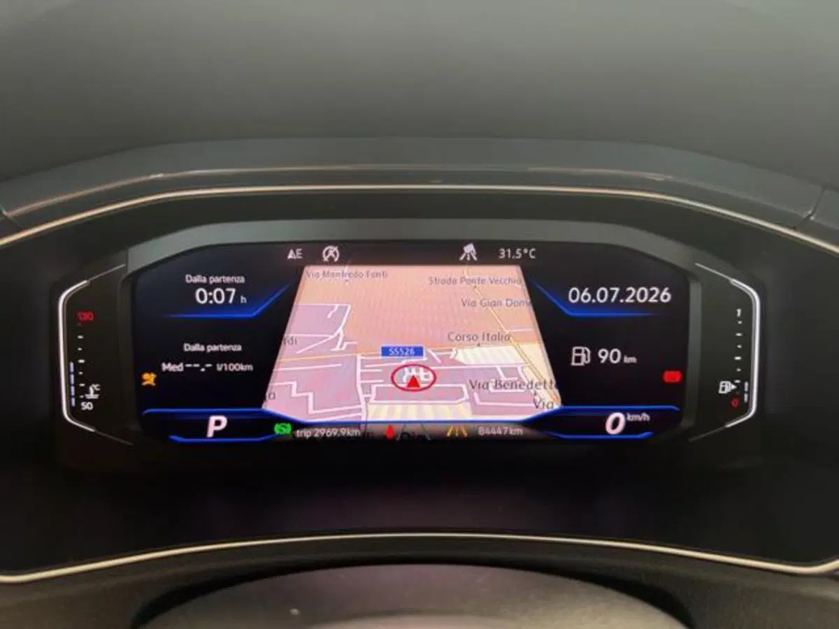 Volkswagen T-Roc usata a Milano (7)