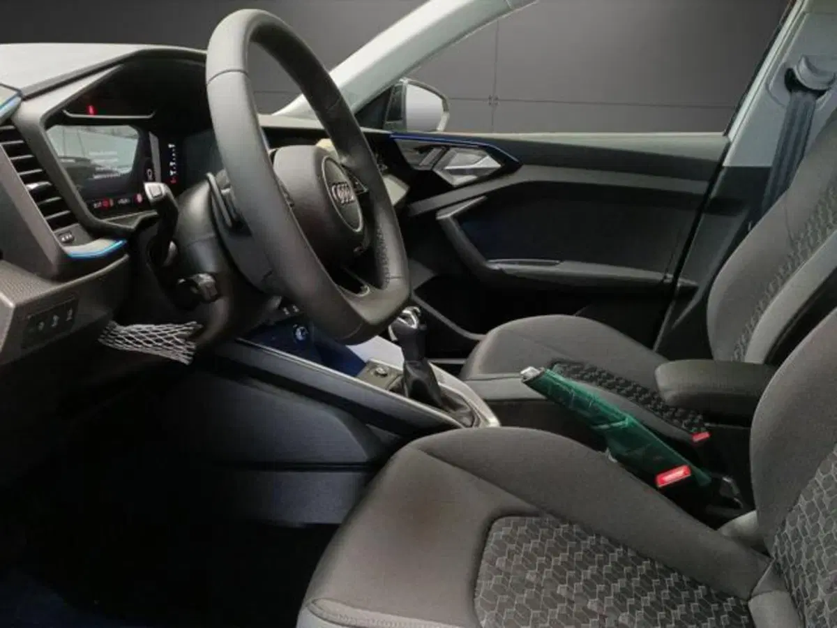 Audi A1 Sportback nuova a Milano (12)