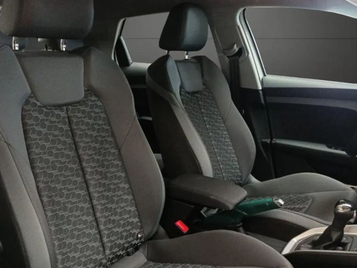 Audi A1 Sportback nuova a Milano (15)