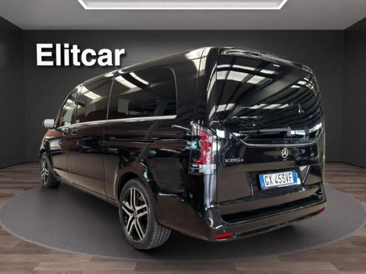 Mercedes-Benz Classe V usata a Milano (6)
