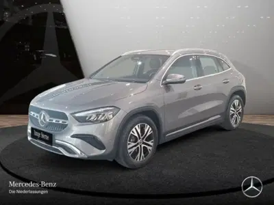 Mercedes-Benz GLA SUV 180 Progressive Advanced Plus auto del 2025 usata a Magenta