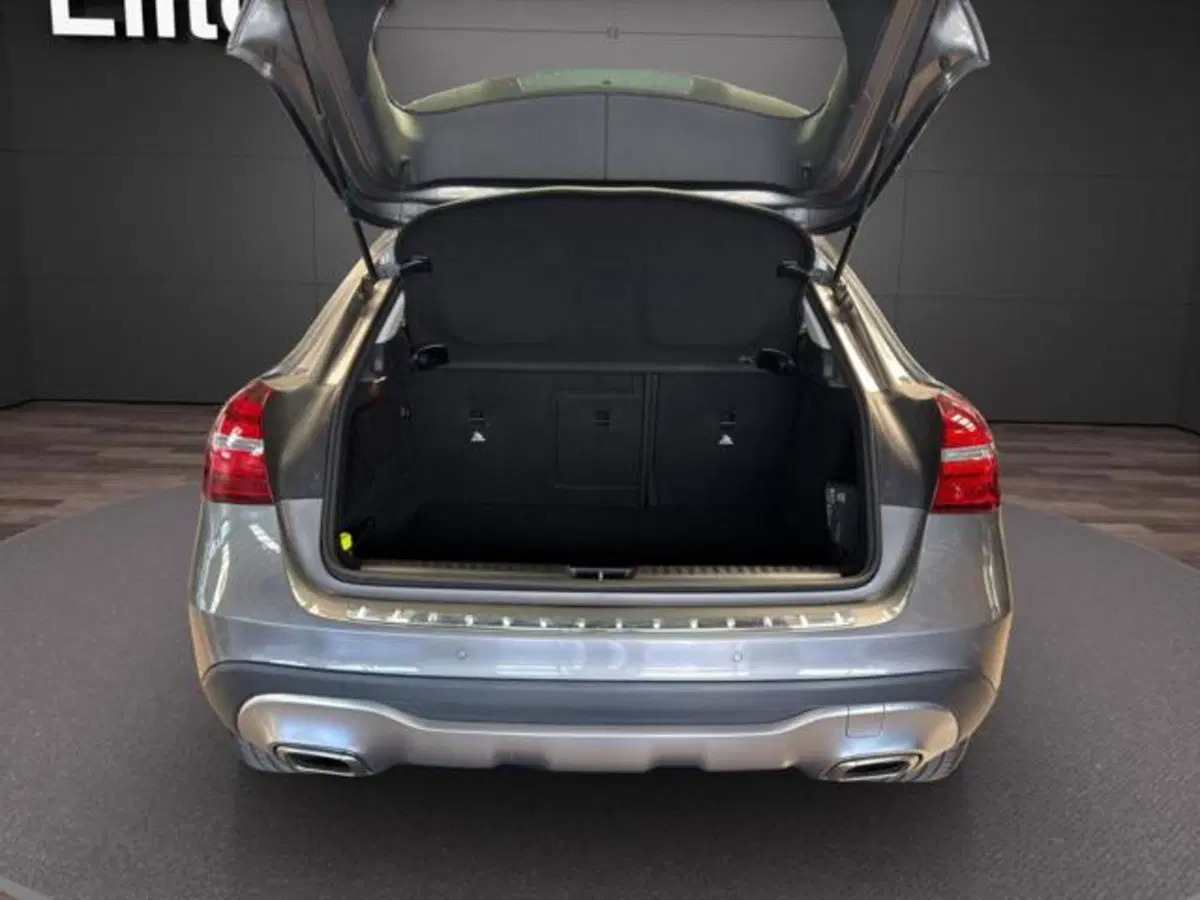 Mercedes-Benz GLA SUV usata a Milano (14)