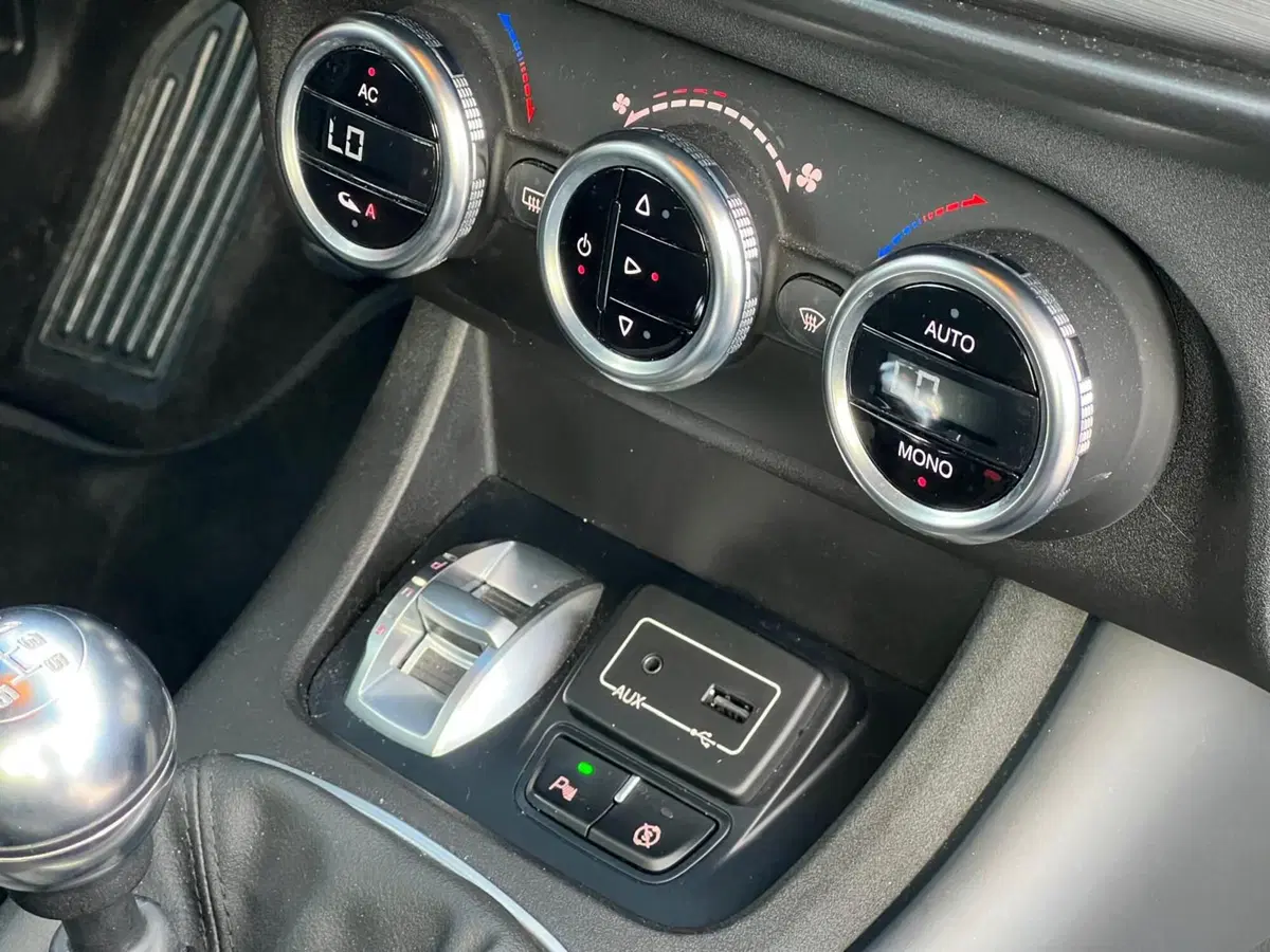 Alfa Romeo Giulietta usata a Matera (20)