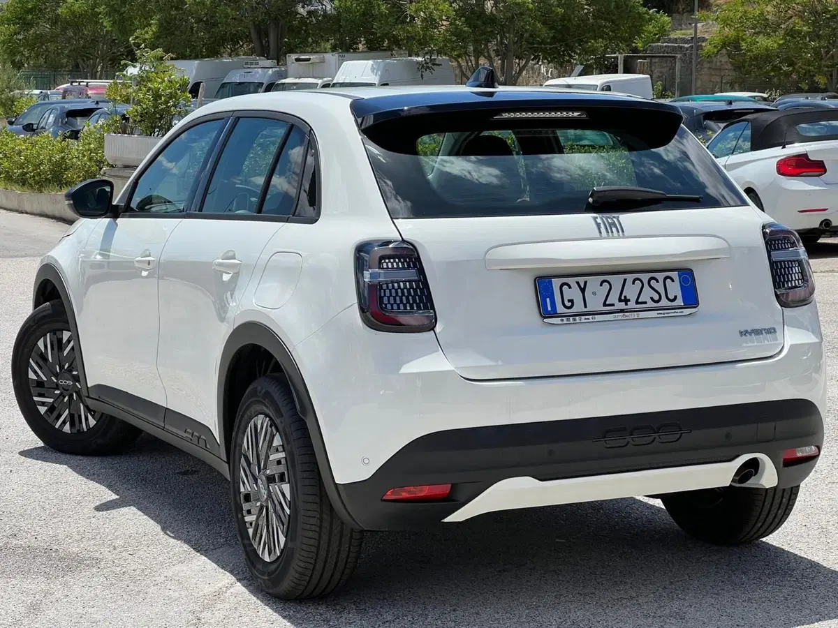 Fiat 600 nuova a Matera (10)