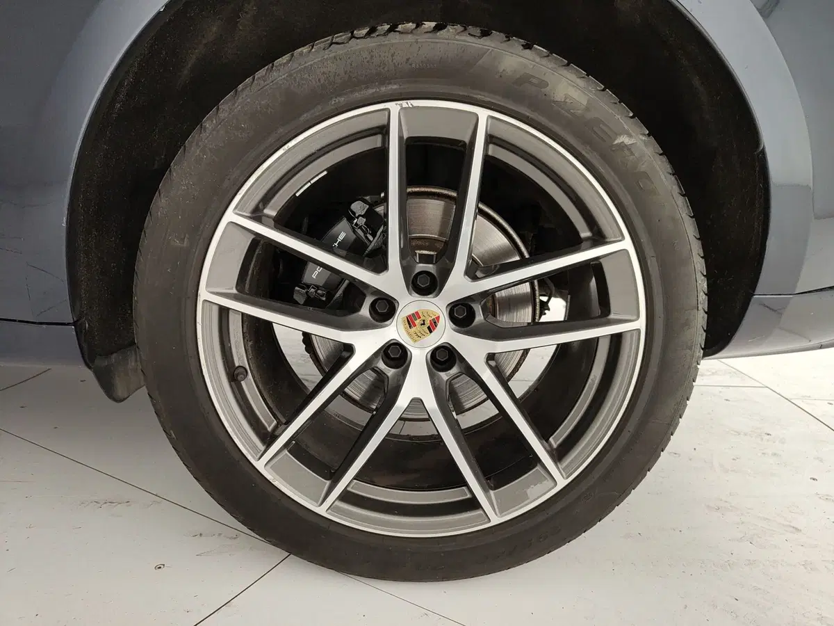 Porsche Macan usata a Caserta (11)