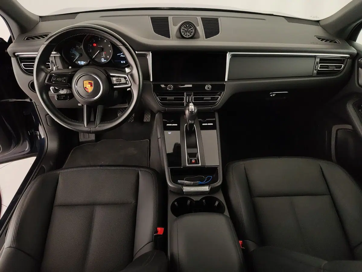 Porsche Macan usata a Caserta (15)