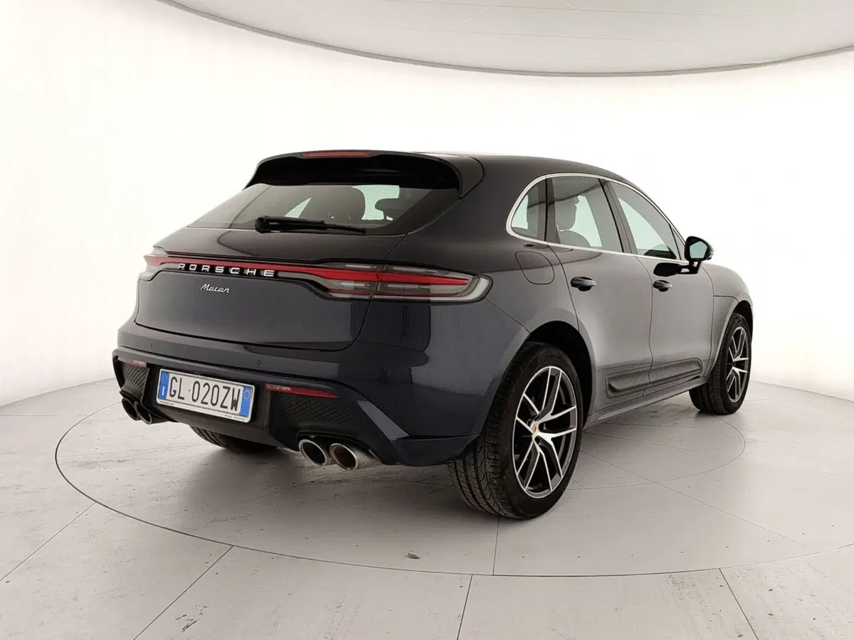 Porsche Macan usata a Caserta (6)