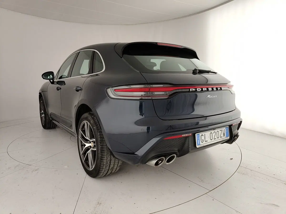 Porsche Macan usata a Caserta (9)