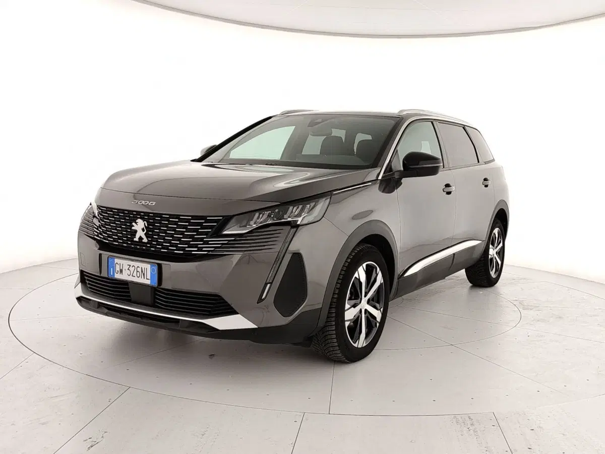 Peugeot 5008 usata a Caserta (3)