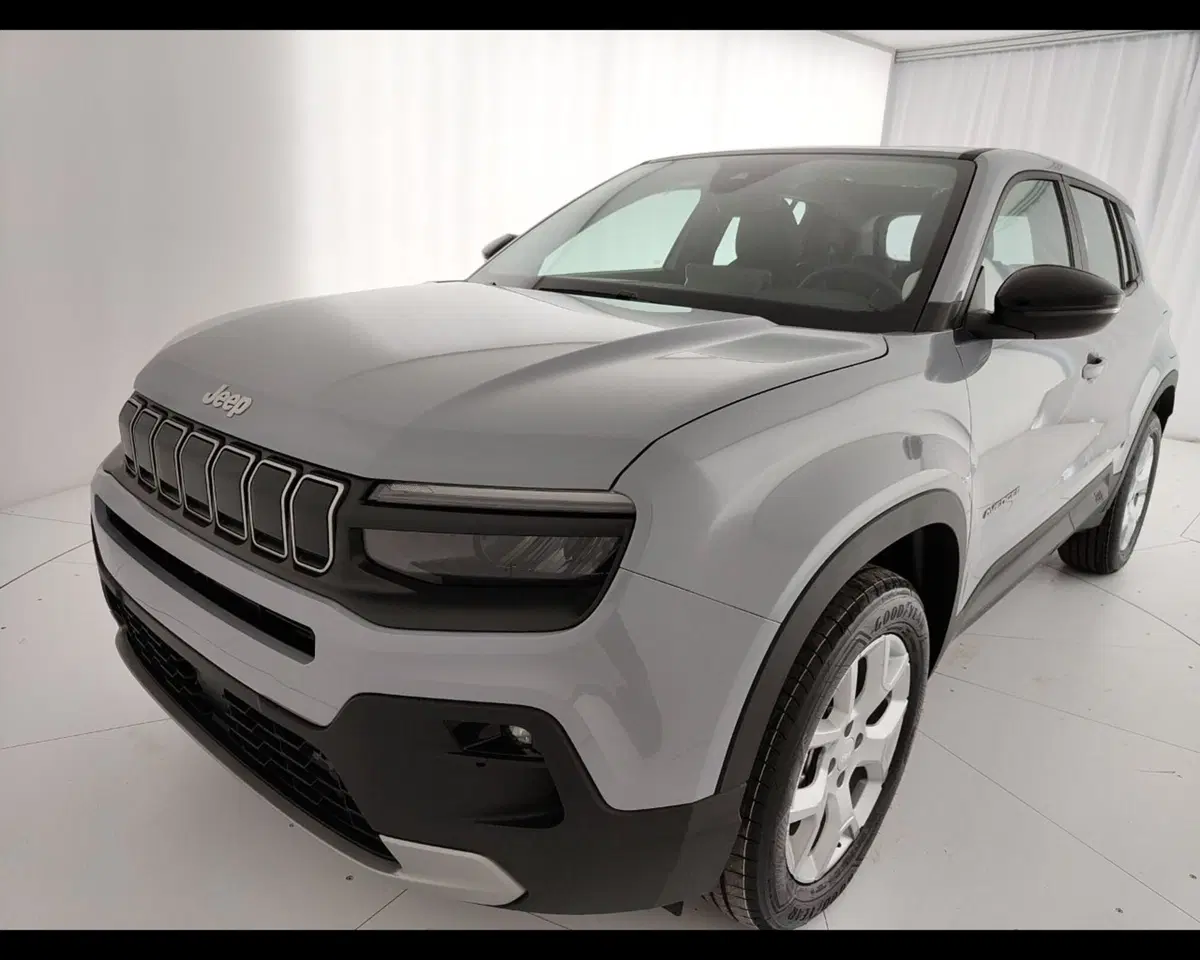 Jeep Avenger nuova a Caserta (12)