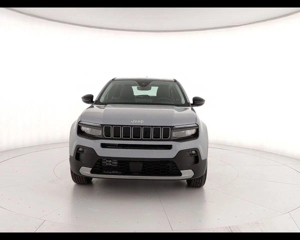 Jeep Avenger nuova a Caserta (2)