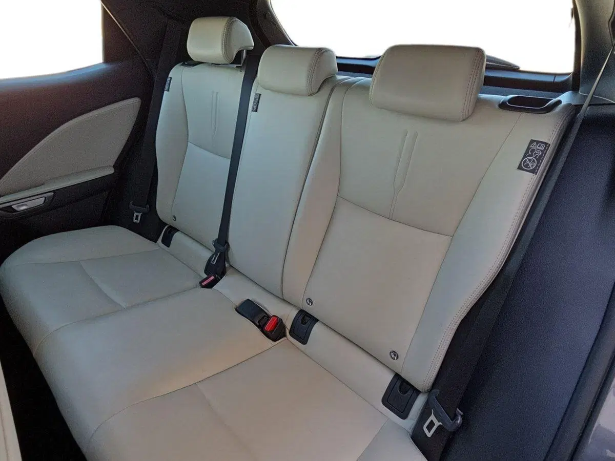 Lexus LBX usata a Ragusa (11)