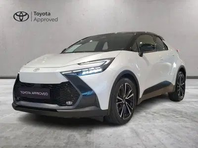 Toyota Toyota C-HR 1.8 hv Lounge fwd e-cvt del 2024 usata a Misterbianco