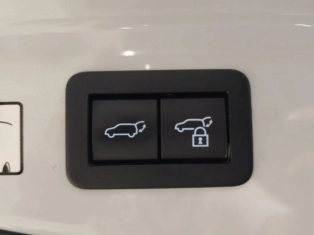 Toyota Toyota C-HR usata a Catania (14)