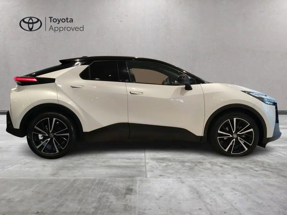 Toyota Toyota C-HR usata a Catania (4)