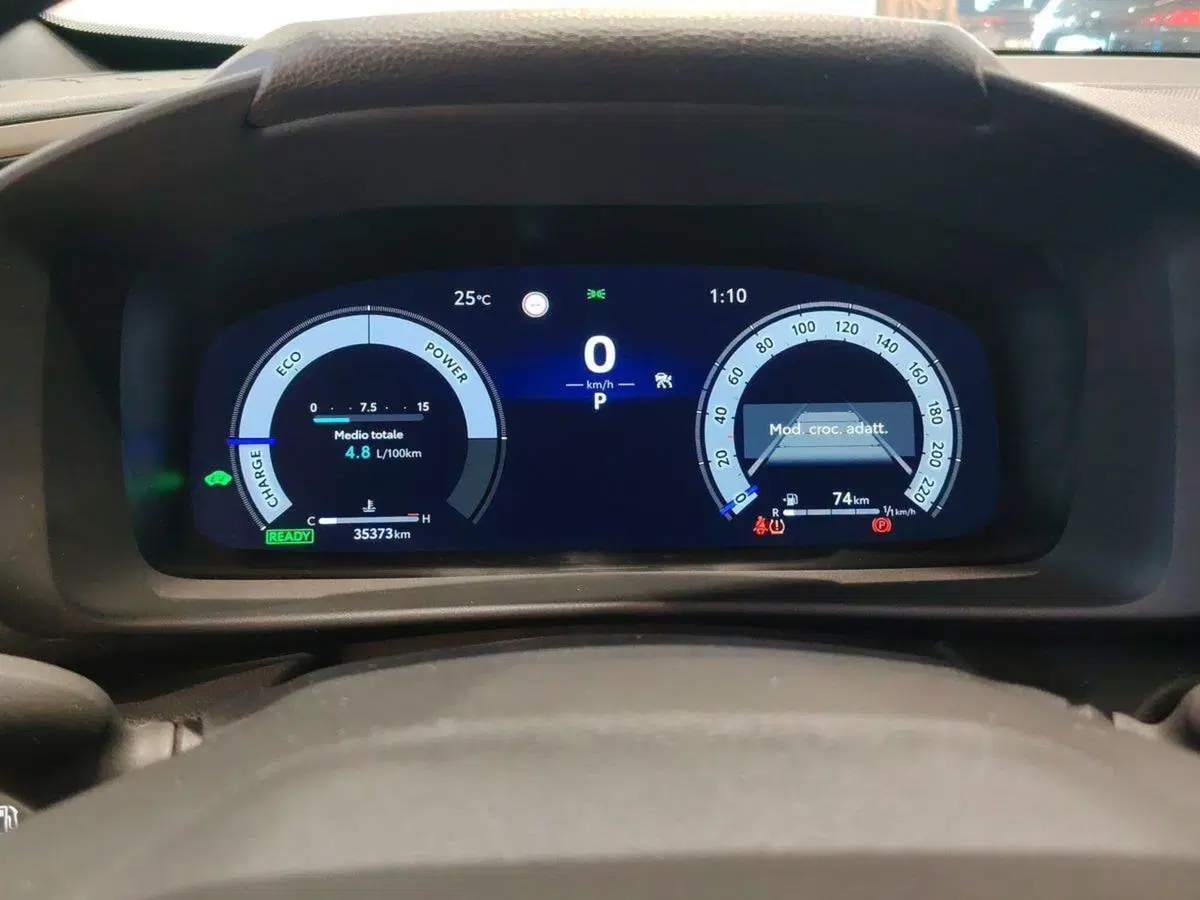 Toyota Toyota C-HR usata a Catania (9)